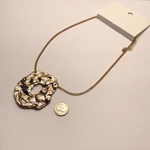 H&M Jewelry - H&M gold necklace H&M Jewelry - H&M gold necklace